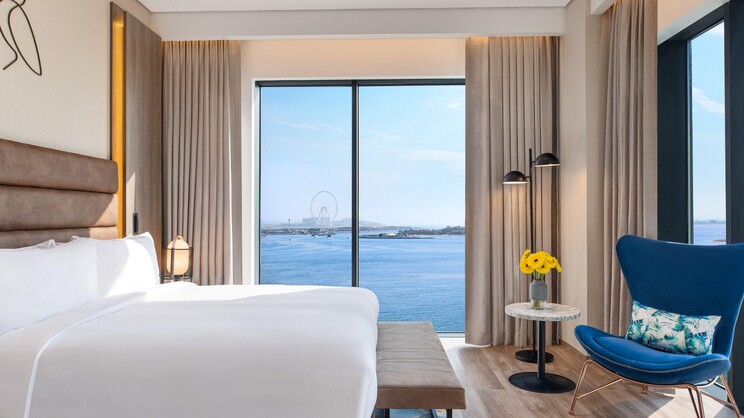 1 Bedroom Suite Sofa Bed City View